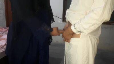 Tailor Ne Bhabhi Ka Naap Lete Lete Bhabhi Hi Ko Chod Dala - India on vidfreenow.com