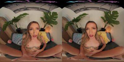 Skinny blonde strips from her bikini and masturbates in VR on vidfreenow.com