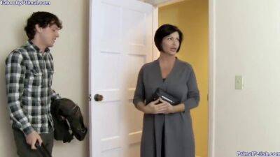 Help Me, I want my Stepmom Shay Foxs Big Tits - HD on vidfreenow.com