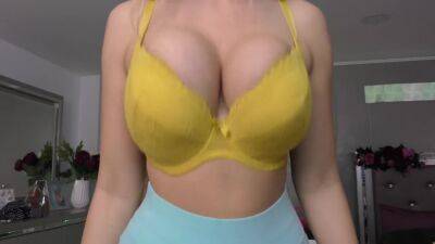 Push Up Bra Trying - Alexsis Faye on vidfreenow.com