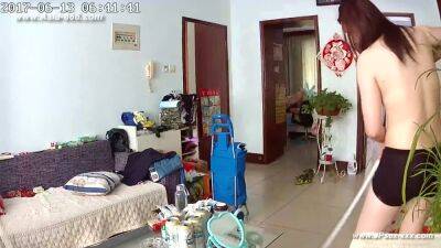 Hackers use the camera to remote monitoring of a lover's home life.577 - China on vidfreenow.com