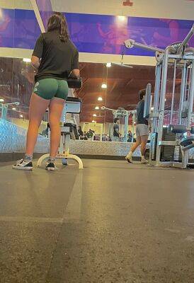 Gym candid booty latina on vidfreenow.com