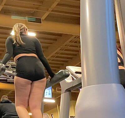 Gym candid huge ass on vidfreenow.com