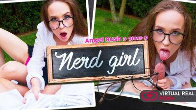 Nerd girl on vidfreenow.com