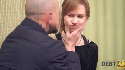 Sucking and riding a dick instead of paying a debt - that's what a russian teen does - Russia on vidfreenow.com