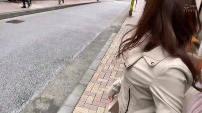 0001490_巨乳の日本人女性が大量潮吹きするガン突き痙攣イキセックス - Japan on vidfreenow.com