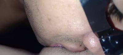 Esposa Contando Detalhes Pro Corno Da Saida Com O Amante Enquanto Corno Chupa Sua Buceta Ate Goza - Brazil on vidfreenow.com