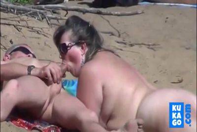 Nude Beach - Public Blowjobs on vidfreenow.com