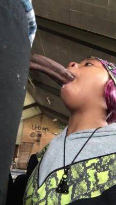 Ghetto stepcousin likes to suck cock for money on vidfreenow.com