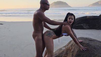 Fucking My Friends Wife On The Beach on vidfreenow.com