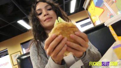 Fit Latina Shows Her In A Restaurant With Sexy Curves on vidfreenow.com