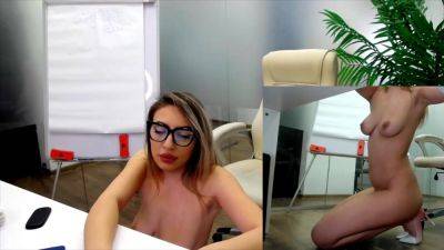 How can they are so slutty in the office on vidfreenow.com