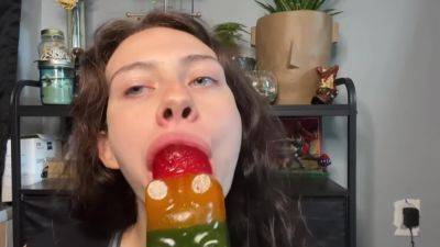 Suckasaurus Asmr Giant Gummy Worm Sucking ! on vidfreenow.com