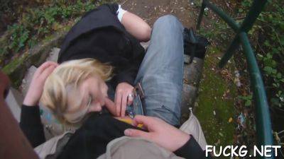 Amateur Teen Sucks A Dick With Spy Camera on vidfreenow.com