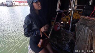 An Italian With An Athletic Body Cheats On Her Boyfriend And Gets Fucked Publicly On A Boat In Anal By 2 Strangers !! - Italy on vidfreenow.com