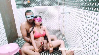 Married Indian Couple On Vacation Having Sex While Taking Shower In Desi Oyo Hotel - Hindi Audio - India on vidfreenow.com