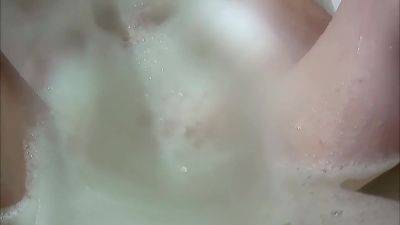 Maraolds Pussy Eating Underwater. Dirty Talk on vidfreenow.com