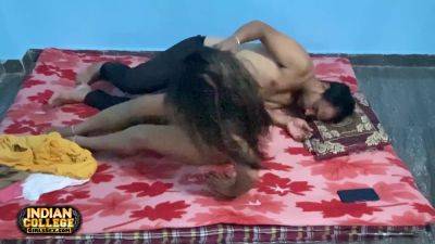 Mature Indian Aunty With Big Belly Having Sex On Floor In Rented Room - India on vidfreenow.com