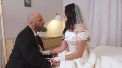 Brunette bride gets laid with her father-in-law right on the wedding day on vidfreenow.com