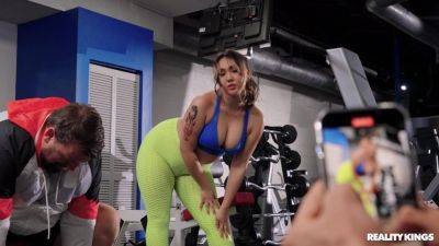 Sporty woman in her late 30s gets loudly fucked at the gym on vidfreenow.com