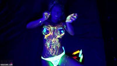 Nikki Black Light Body Paint 2017 on vidfreenow.com