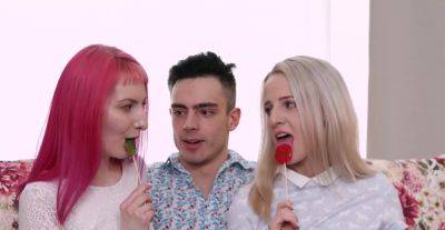 18videoz - Alien Fox - Hanna Rey - Teens share lollipop and cock on vidfreenow.com