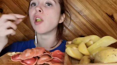 Asmr Mukbang Feederism Raviolis Rouge on vidfreenow.com