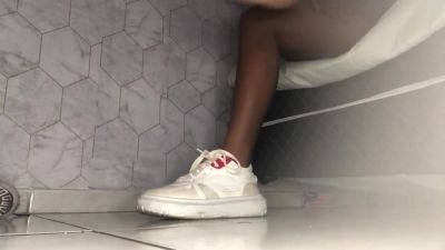 Ebony Girl Sneaker Fetsh - SoloAustria on vidfreenow.com