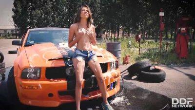 Baby Nicols' Auto Wash Fingering - Shaved Brunette on vidfreenow.com