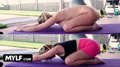 Crystal Clark's bodacious workout session will make you drool in excitement! on vidfreenow.com