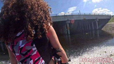 Willow Ryder's Big Bubble Butt Rides My Huge Dick on a Jet-Ski on vidfreenow.com