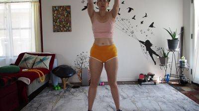 Goddess Aurora Willows 5 Min Full Body Flow on vidfreenow.com