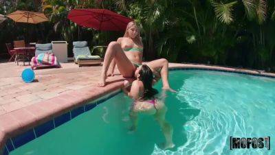 Abella Danger & Payton Preslee: Bikini-Clad Big Tits & Big Ass Action on vidfreenow.com