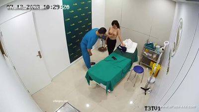 Peeping Hospital patient.24 on vidfreenow.com