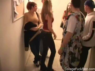 College Teen 18+ Doggystyled on vidfreenow.com