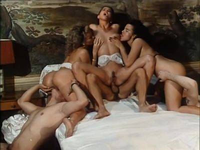 Hard Vintage Orgy For Nasty on vidfreenow.com