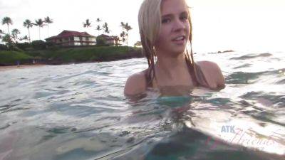 Virtual Vacation In Hawaii With Rachel James Part 1 - Usa on vidfreenow.com