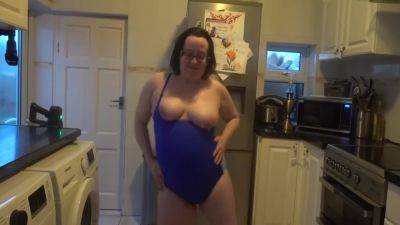 Wife With Big Breasts Dancing In Tight Blue Swimsuit on vidfreenow.com