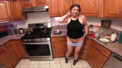 Stepmom Gets It In The Kitchen From Her Stepson After The Divorce - Usa on vidfreenow.com