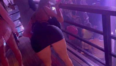 Blonde bombshell Deny Barbie turns up the heat at the club with explicit action on vidfreenow.com