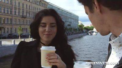 Lindsay Vood Has Man Milk With her Coffee - Russia on vidfreenow.com