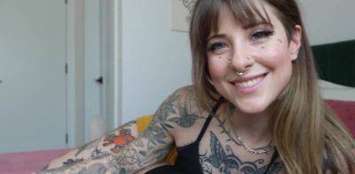 My girlfriend's hot tatted sister begs for a creampie - Awlivv on vidfreenow.com