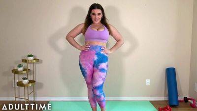 Natasha Nice's Full Body Workout - Big Natural Tits in Yoga Pants on vidfreenow.com