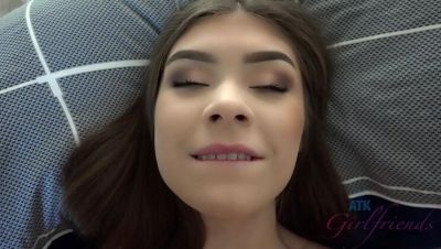 Amateur POV Sex with Hot Teen Winter Jade - Intimate Creampie & Orgasms on vidfreenow.com