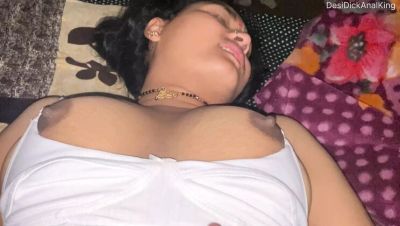 Desi Bhabhi Fucks Devar in Morning - Hot & Sexy Indian Couple - India on vidfreenow.com